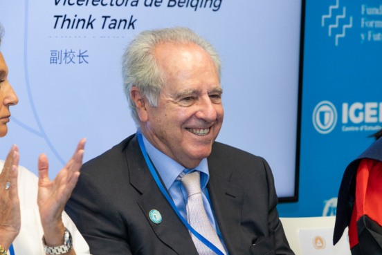 Dr. Fernando Casado